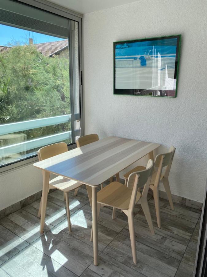 Spacieux Studio Sur Le Port De Hyères Buitenkant foto