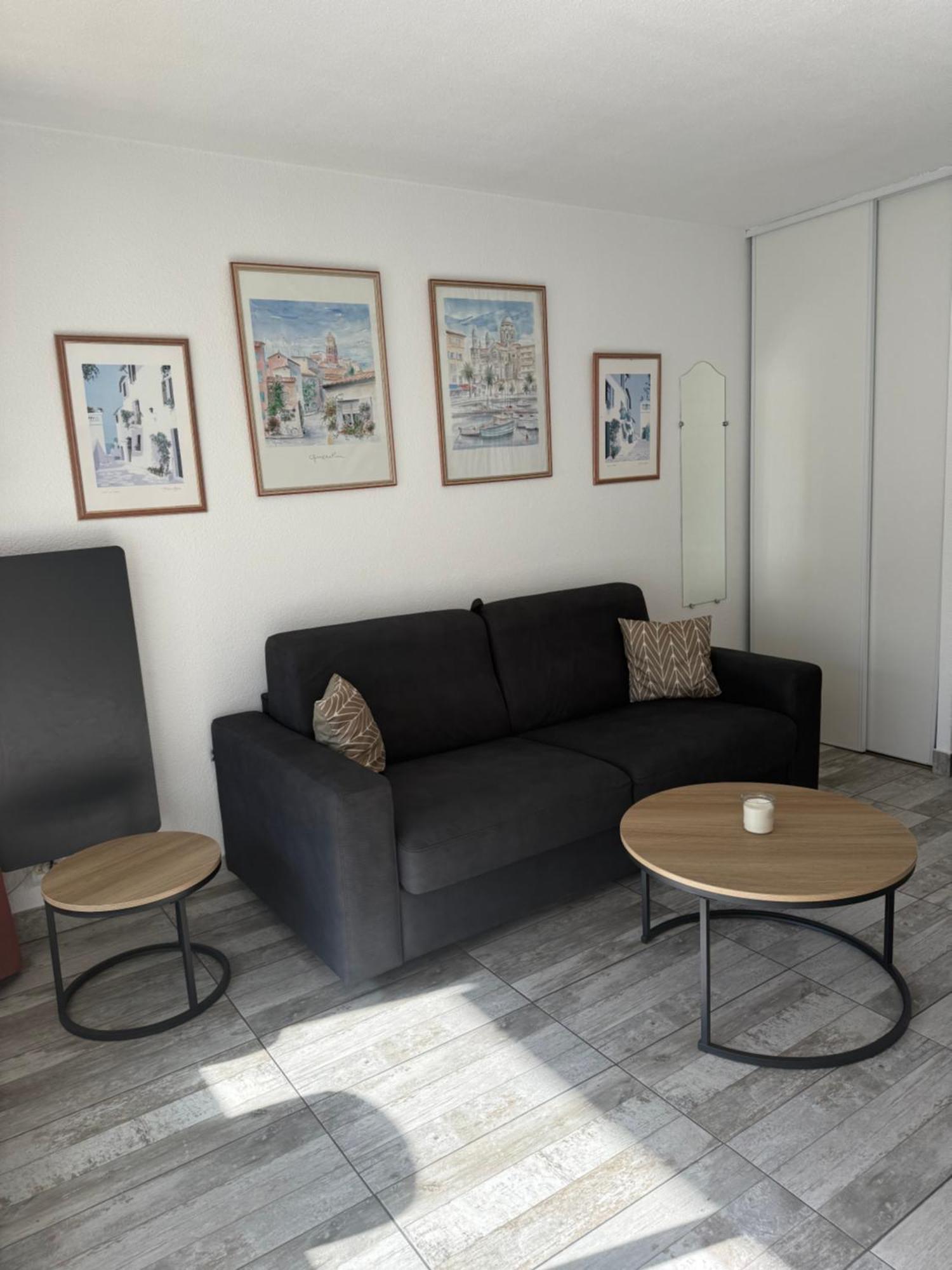 Spacieux Studio Sur Le Port De Hyères Buitenkant foto